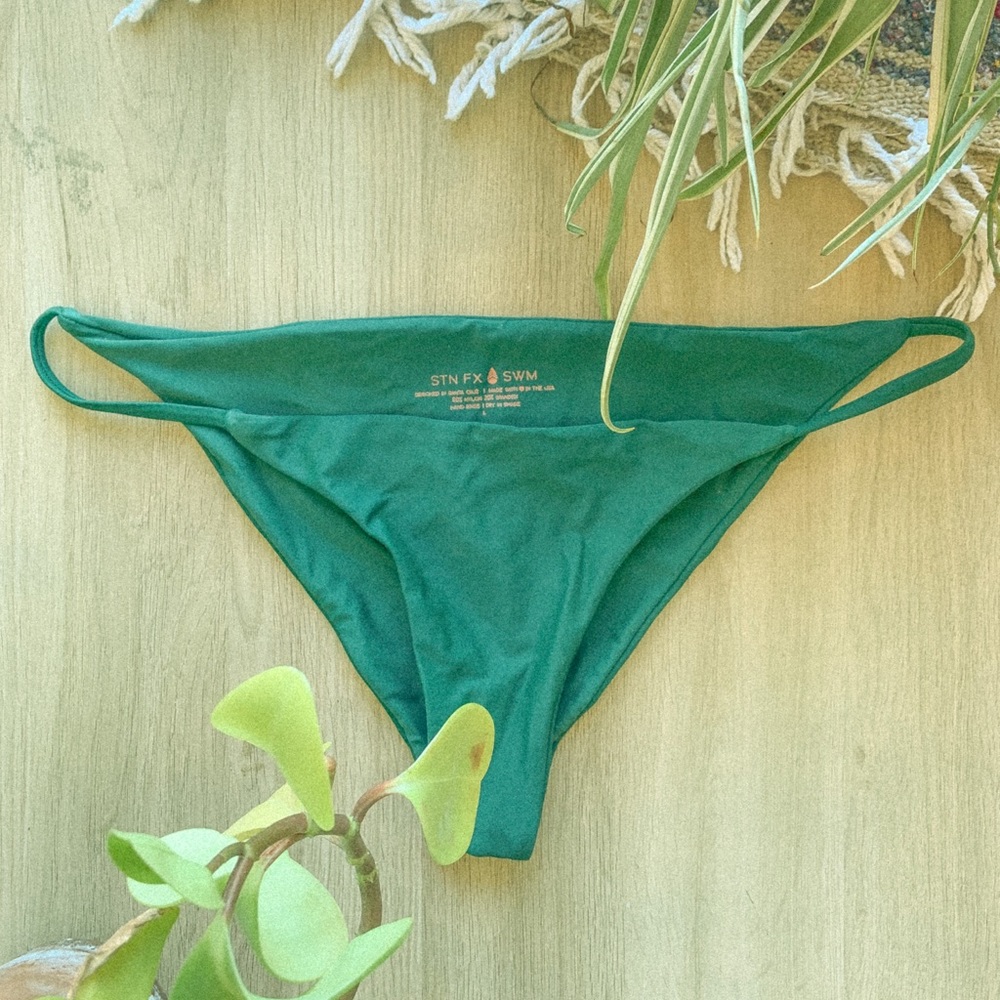 💫🍃 STONE FOX SWIM BIKINI BOTTOM